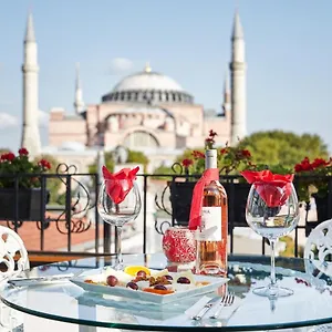 oteli̇ zi̇yaret edi̇n